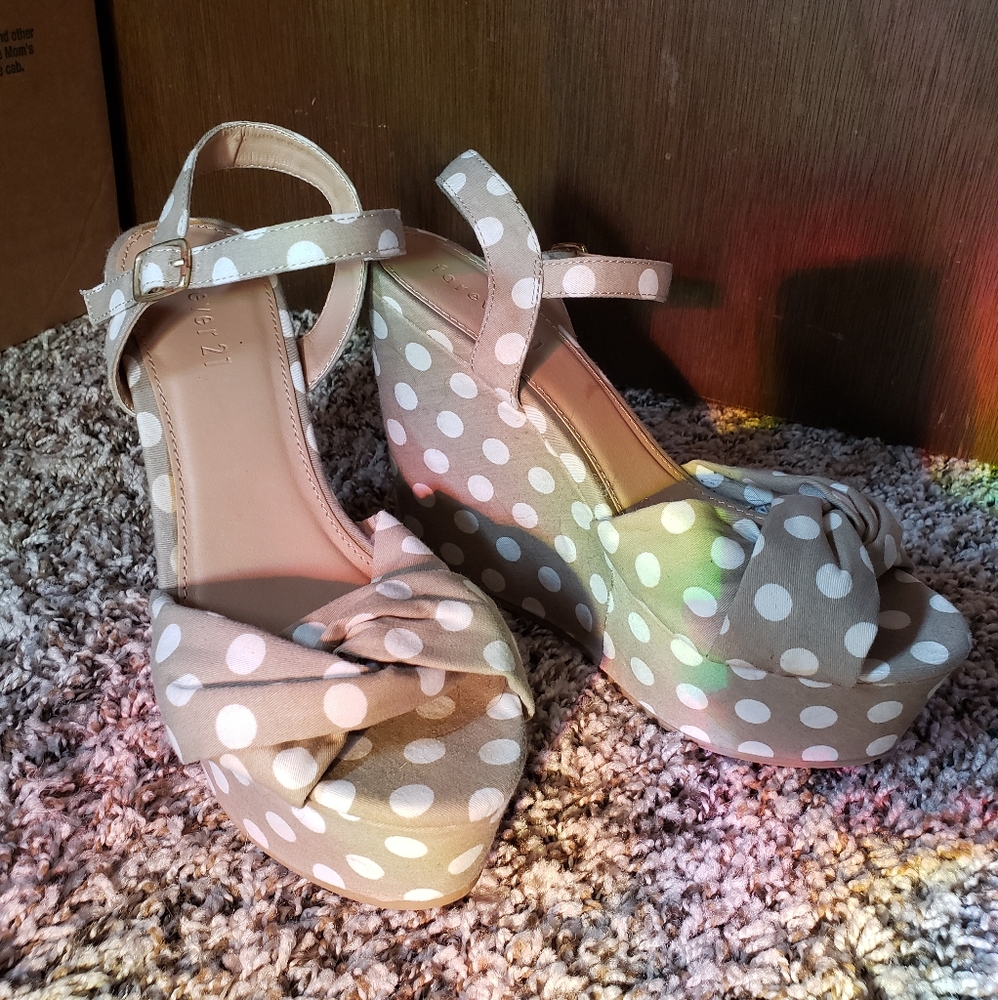 Polka Dot Wedges